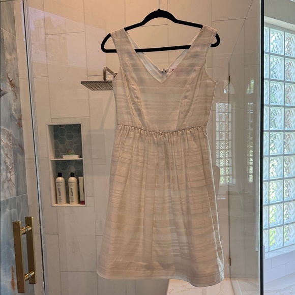 Lily Pulitzer Elegant White Sleeveless Dress - Picture 6 of 7